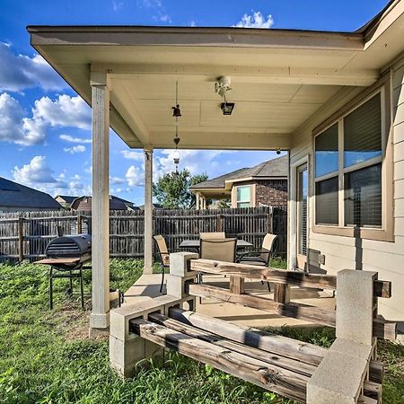 San Antonio Home With Yard About 8 Mi To Lackland! Eksteriør billede