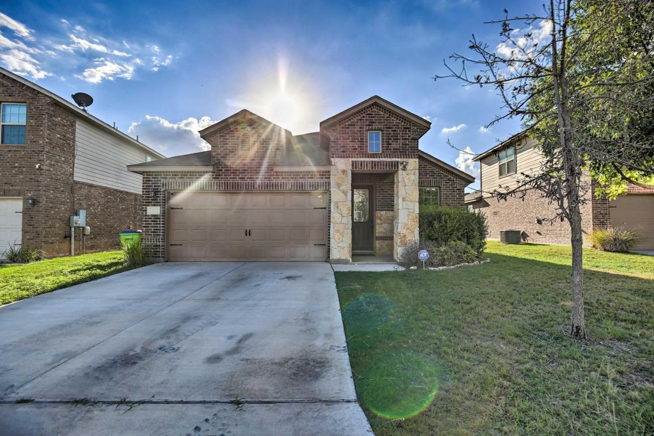 San Antonio Home With Yard About 8 Mi To Lackland! Eksteriør billede
